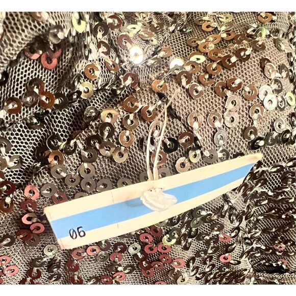 La Femme  28065 Sequined Shirred Trumpet Dress in Gunmetal NWT Size 4 - Picture 6 of 6